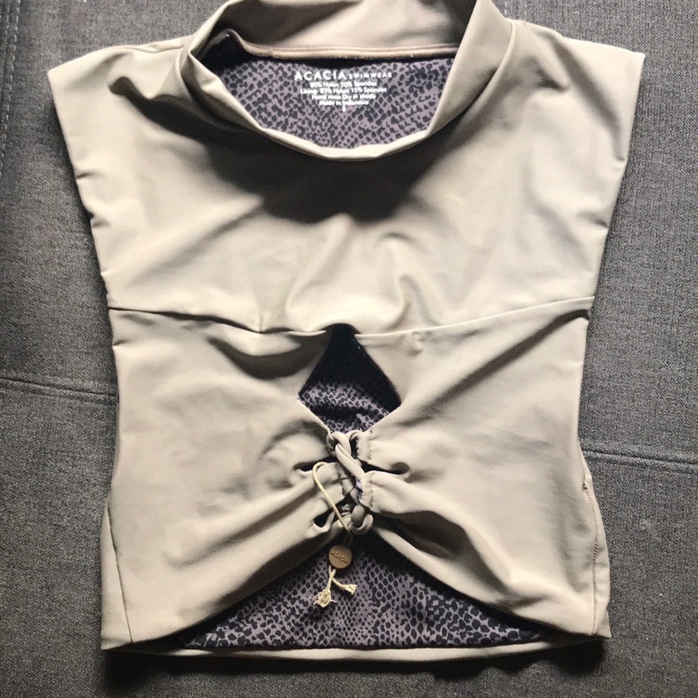 Acacia swimwear amalfi top. New.